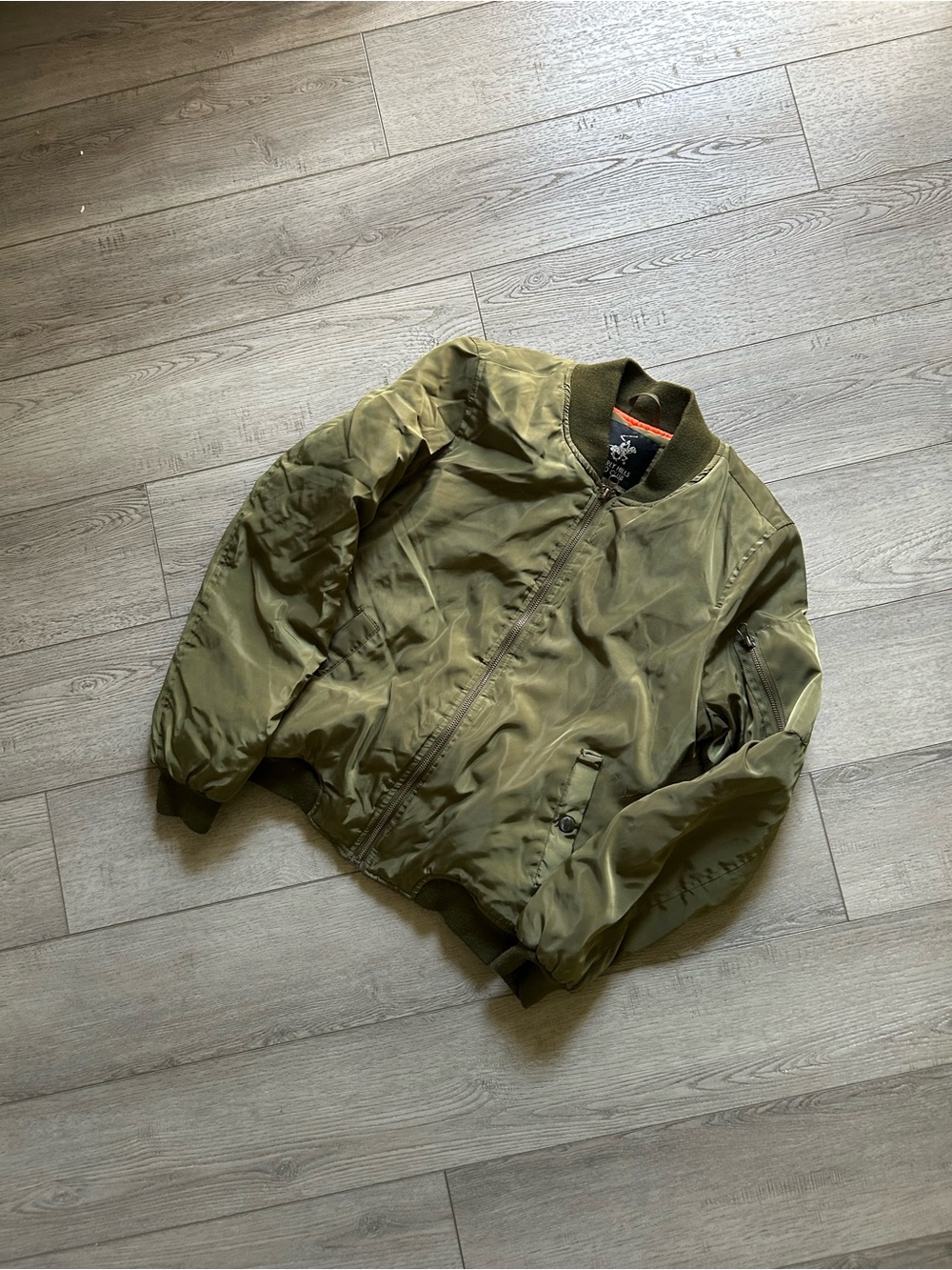 Men's Olive Green Bomber Jacket - Classic Flight Style